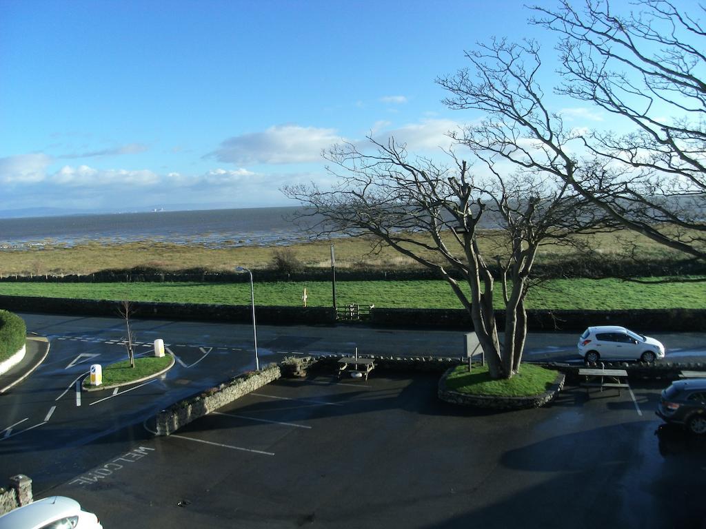 Clarkes Hotel Barrow In Furness Habitación foto